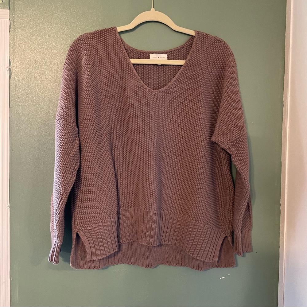 Lucky Brand V-Neck Sweater. Size Large